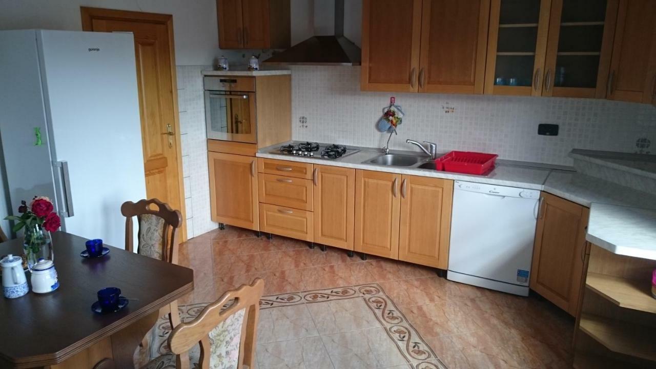 Apartment Kosic Zgaljic Kültér fotó